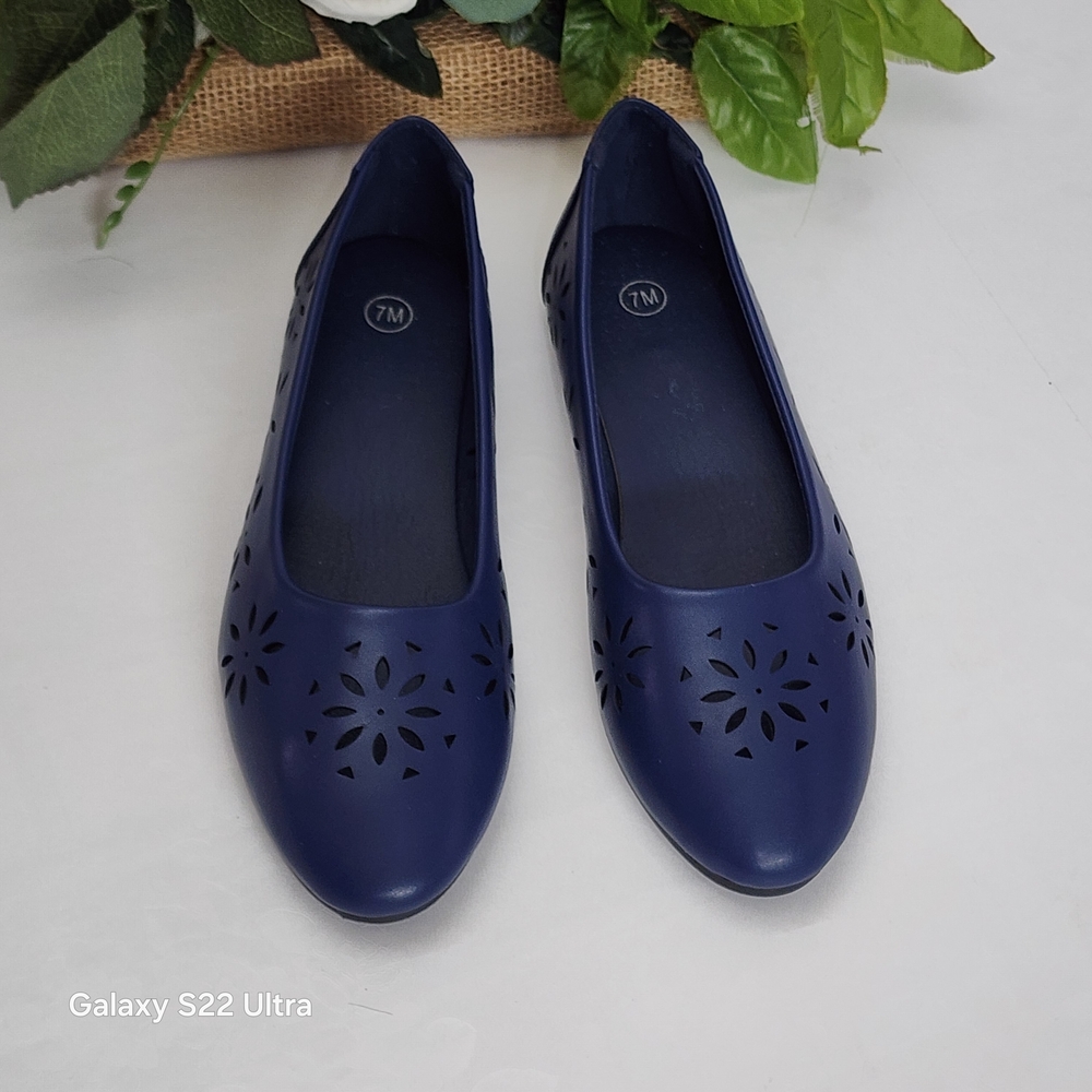 Women's Navy Laser-Cut Ballet Flats